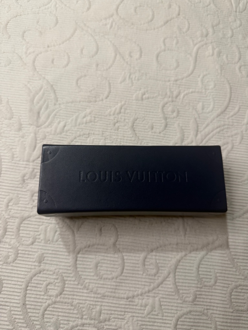 Louis Vuitton Louis Vuitton Black La Blum Women's Sunglasses. Nearly New Luxury - Picture 3 of 12